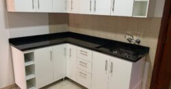 Departamento en alquiler, Paraná Country Club, zona comercial, Calle Luiz bordón/Remberto Gimenez