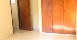 Departamento en alquiler, Paraná Country Club, zona comercial, Calle Luiz bordón/Remberto Gimenez